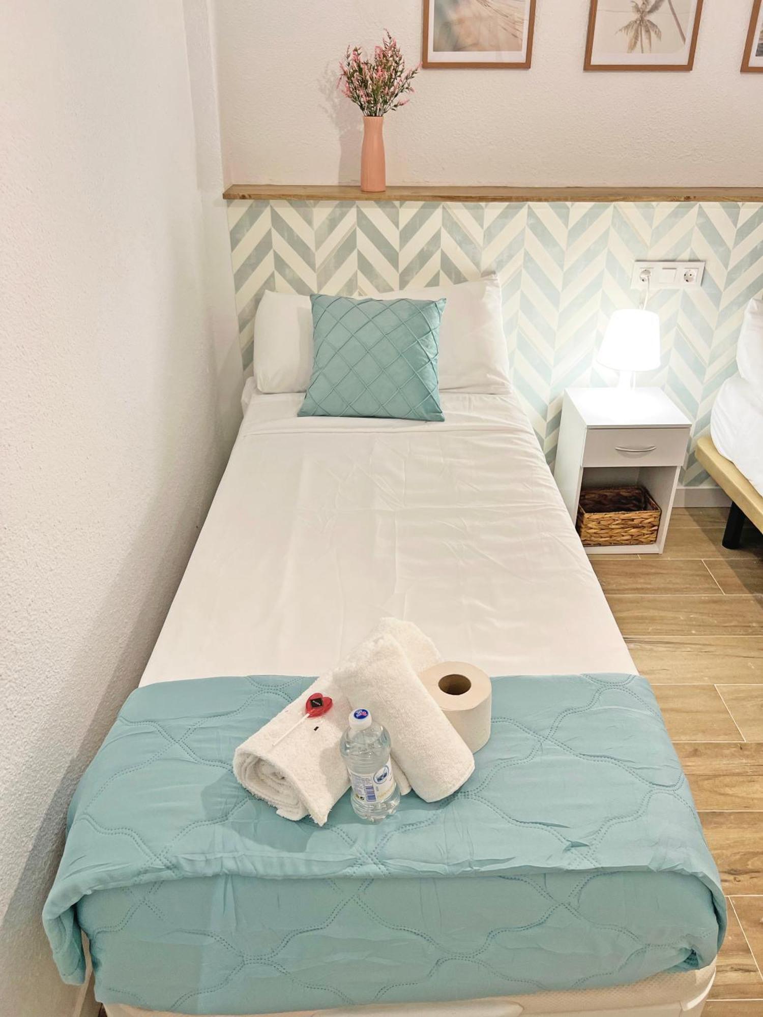 Coqueto Con Piscina, Nuevo A 50M Del Mar, Parking Gratis Lägenhet El Campello Exteriör bild