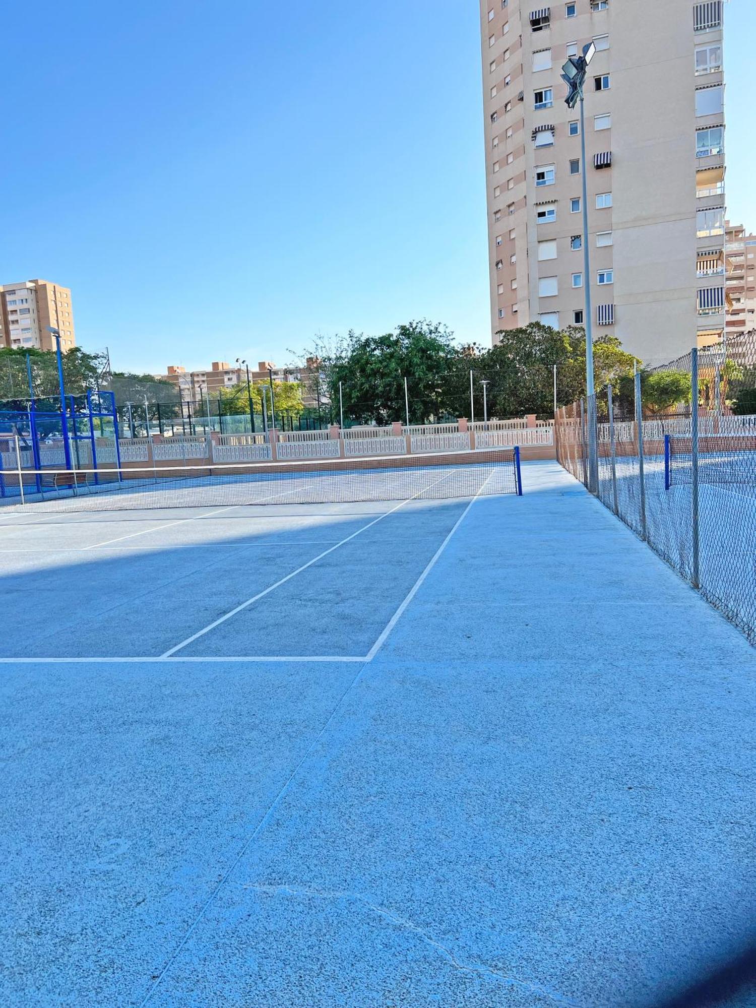 Coqueto Con Piscina, Nuevo A 50M Del Mar, Parking Gratis Lägenhet El Campello Exteriör bild