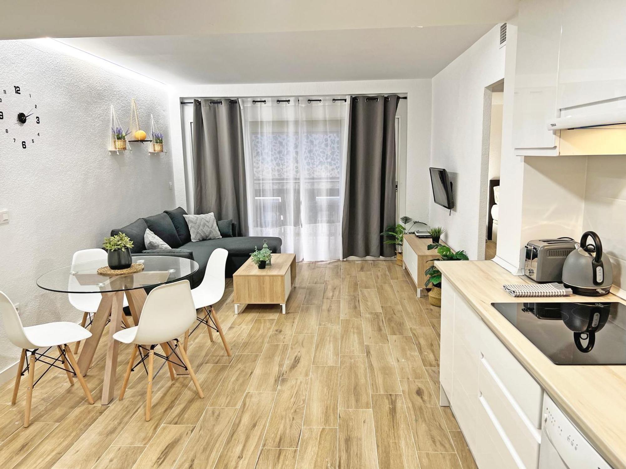 Coqueto Con Piscina, Nuevo A 50M Del Mar, Parking Gratis Lägenhet El Campello Exteriör bild